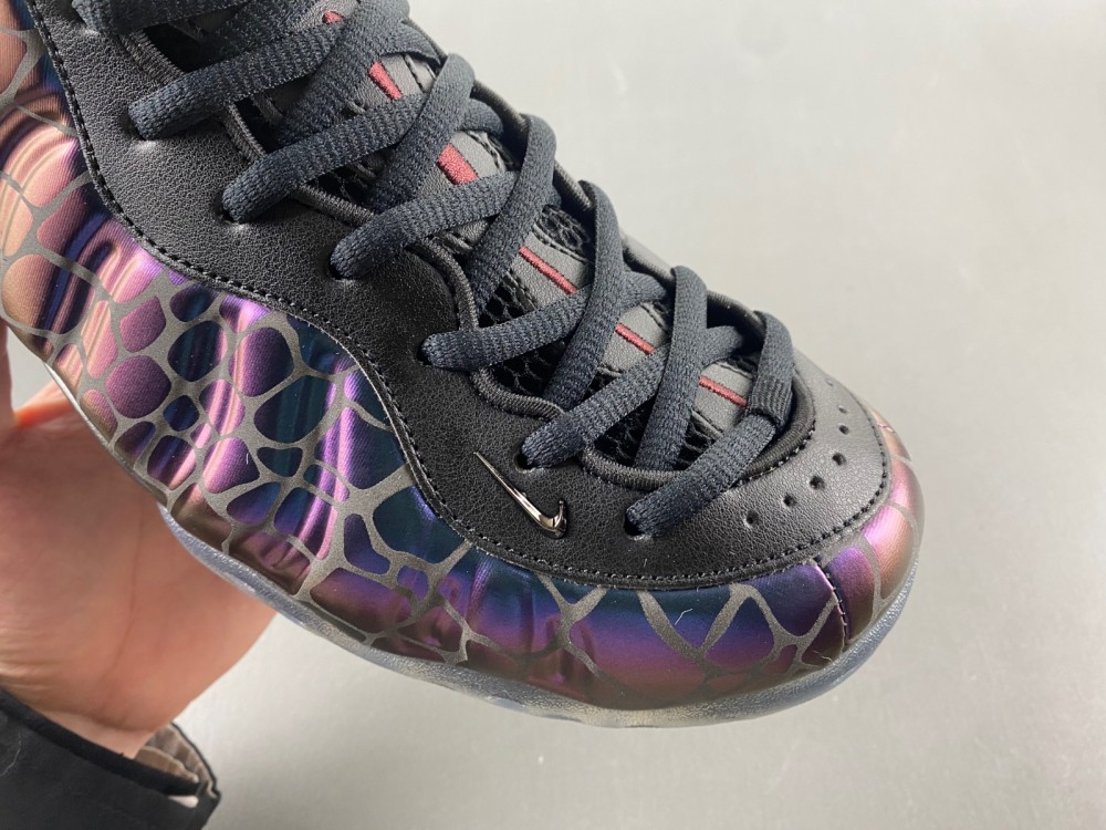 TEKKEN 8 x Nike Air Foamposite One “Kazuya Mishima”  FQ9050-400