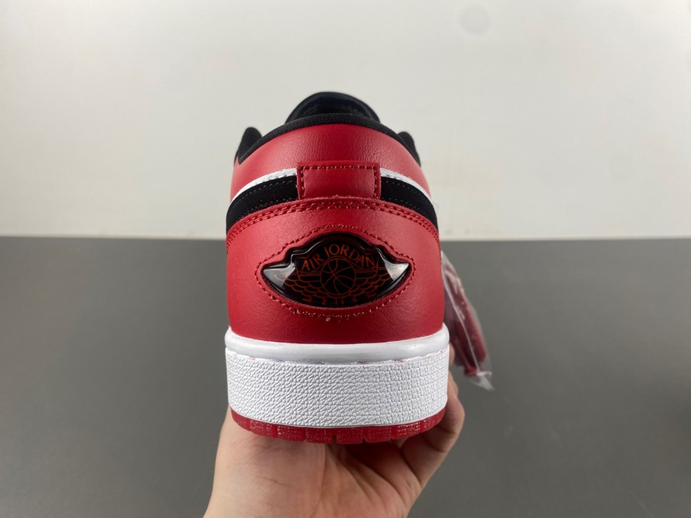 Air Jordan 1 Low  LB8971-106