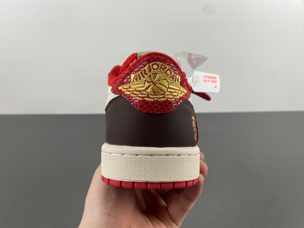 Fragment x Travis Scott x   Air Jordan 1 Low  CH6336-020