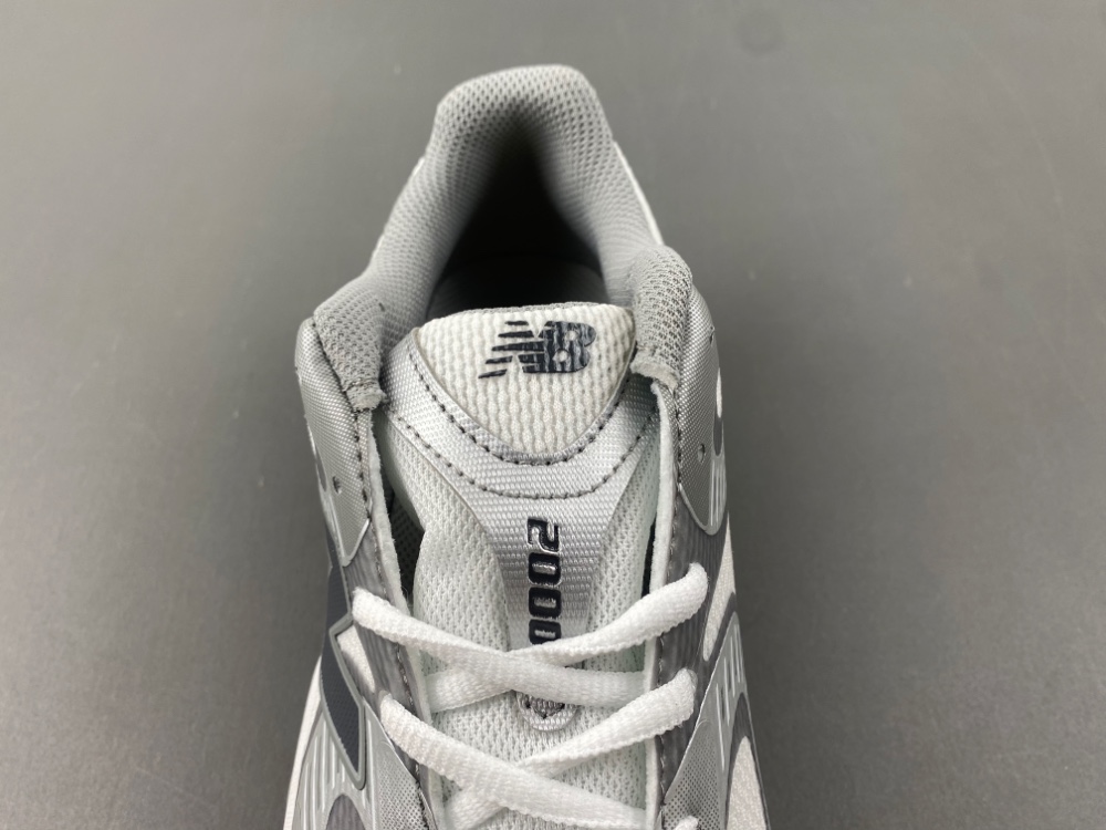 BALANCE 2000 SHOX NIKE