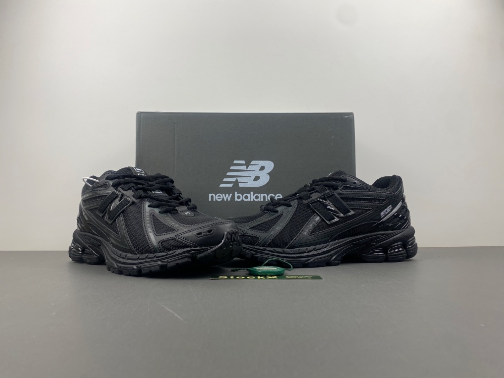 New Balance 1906  M1906RBB
