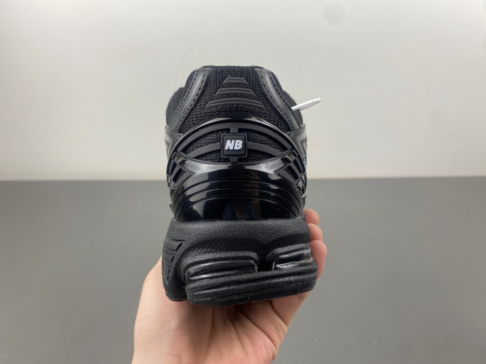 New Balance 1906  M1906RBB