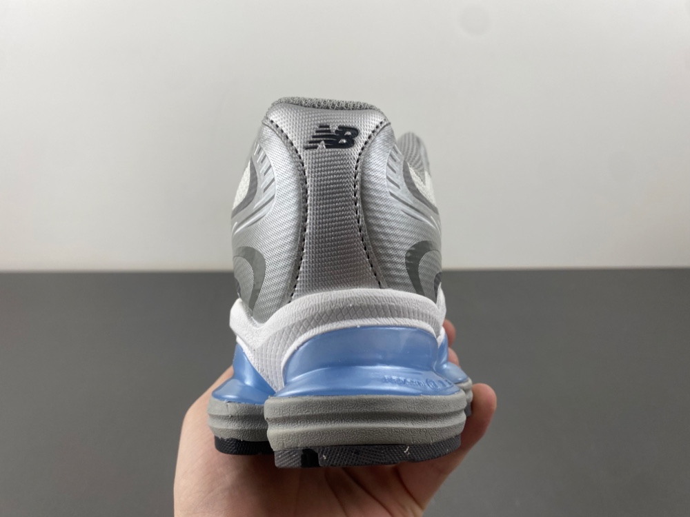 BALANCE 2000 SHOX NIKE