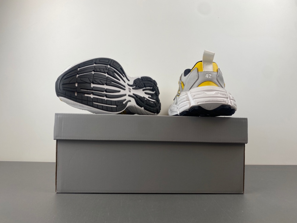 Balenciaga16  MONDAY  825418 WDWTS 1971