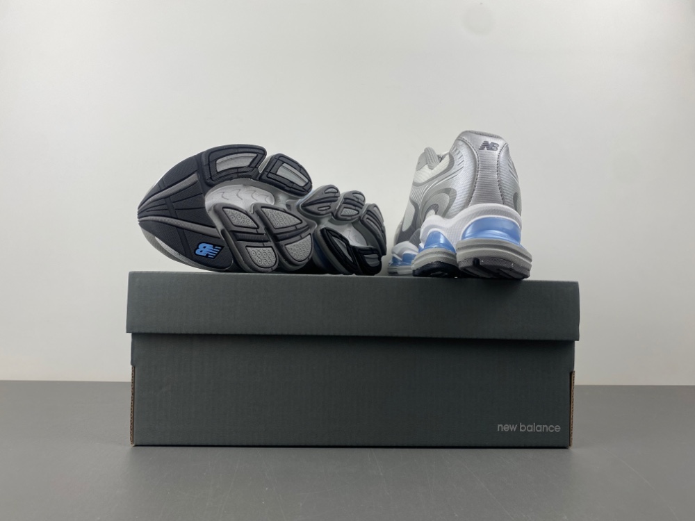 BALANCE 2000 SHOX NIKE