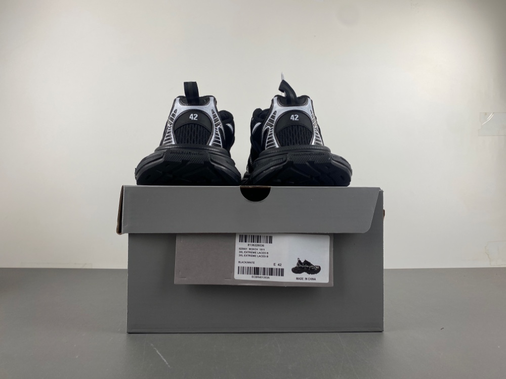 Balenciaga IAGA -PHANTOM SNEAKER 228G  825601 W3XCH 1011