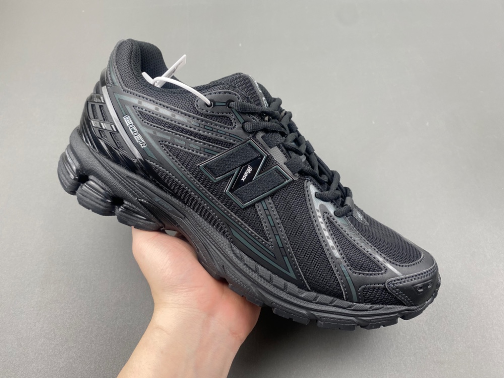 New Balance 1906  M1906RBB