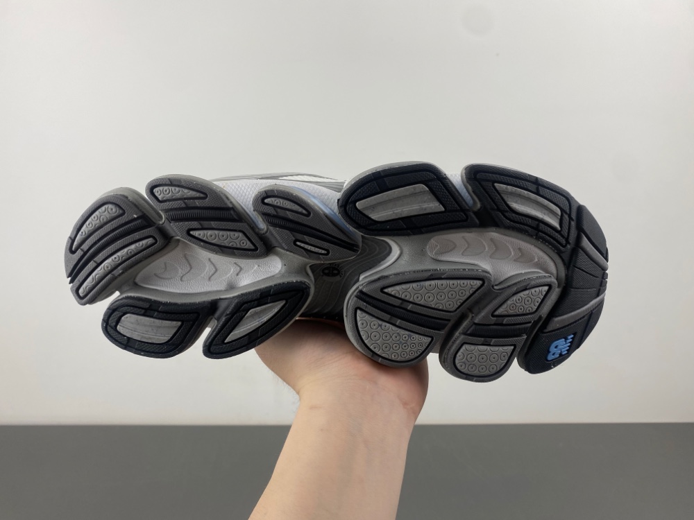 BALANCE 2000 SHOX NIKE