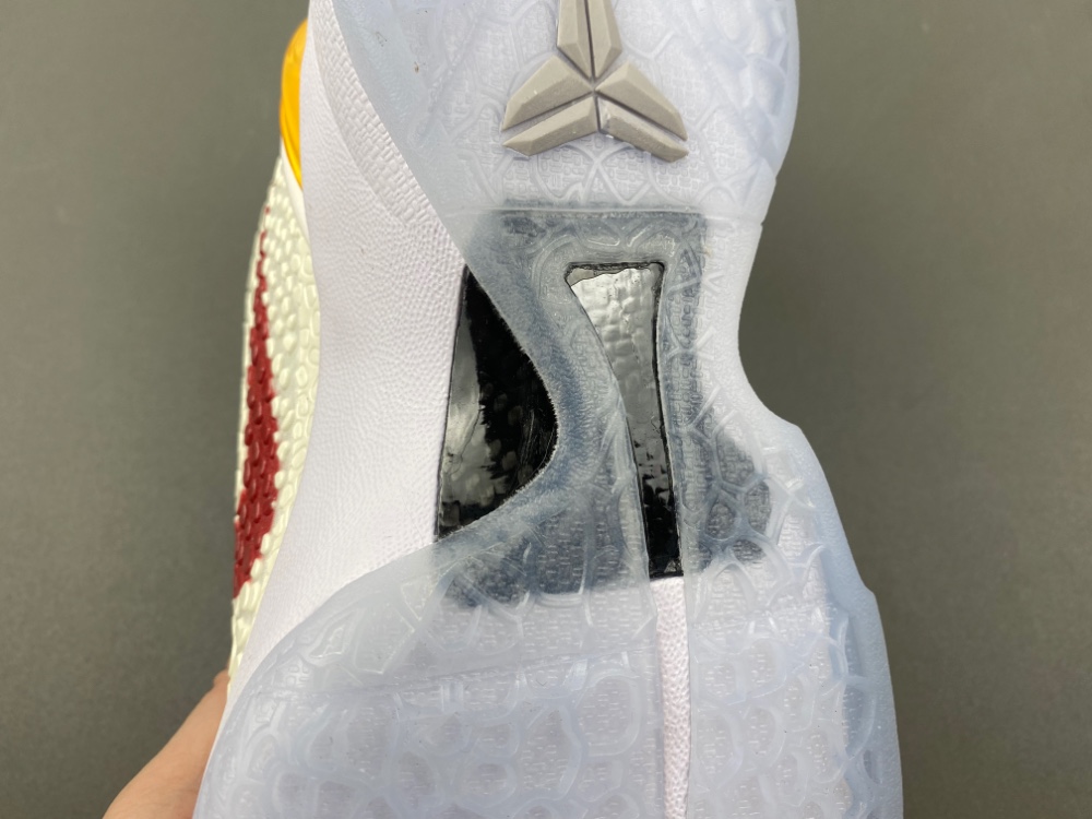 NIKE ZOOM KOBE 6 白红黄色 货号PE2025-102