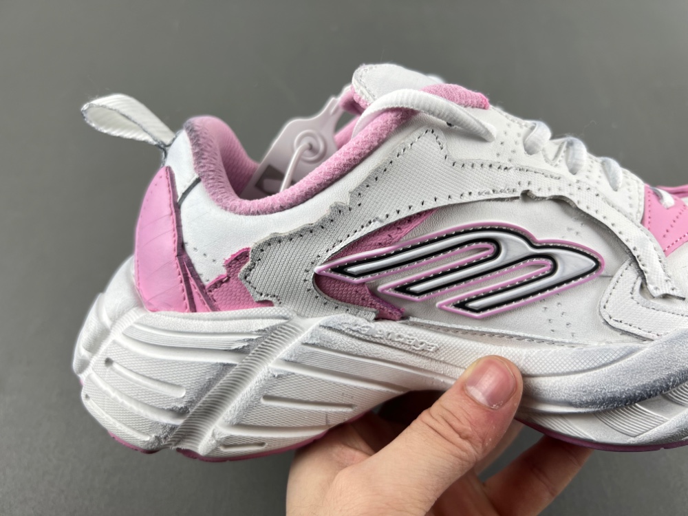 Balenciaga16  MONDAY  825418 WDWTS 5191
