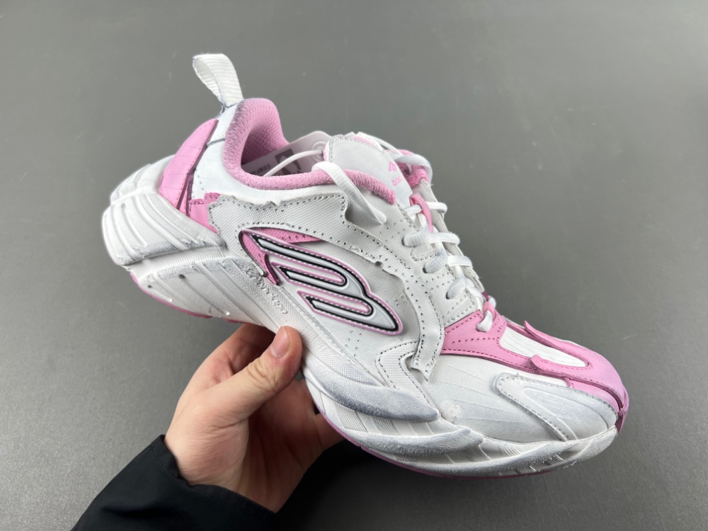 Balenciaga16  MONDAY  825418 WDWTS 5191