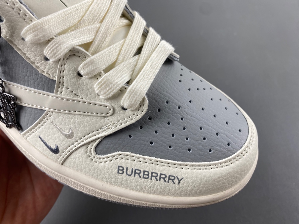 BURBRRY x Travis Scott x Nike Air Jordan 1 Low Nike  BB6588-315