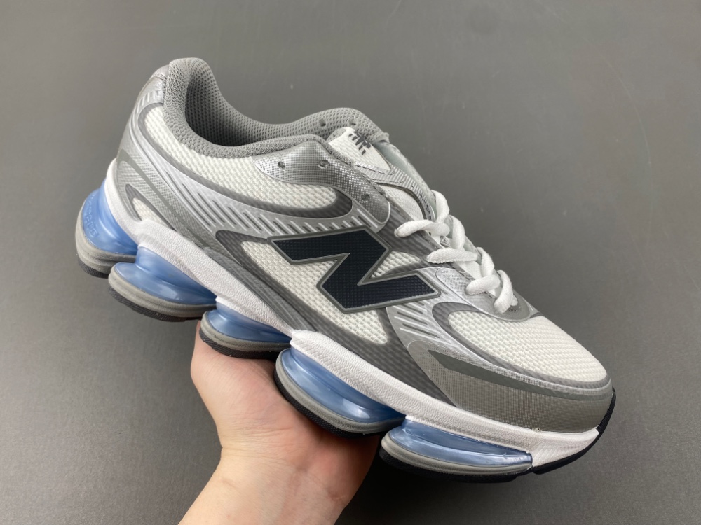 BALANCE 2000 SHOX NIKE