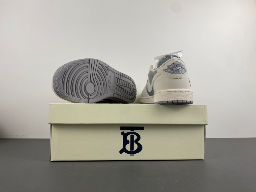 BURBRRY x Travis Scott x Nike Air Jordan 1 Low Nike  BB6588-315