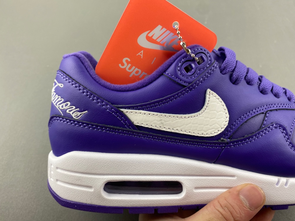 Supreme x Nike Air Max 1 “Varsity Purple” HF8813-500