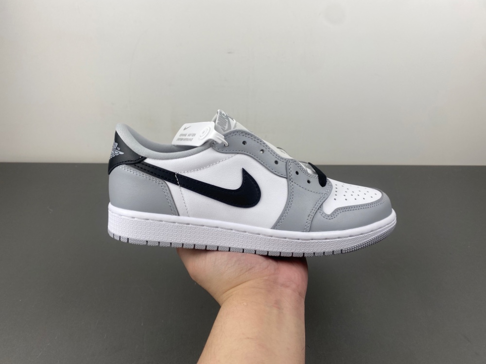Air Jordan 1 Low OG “Barons”  CZ0790-110
