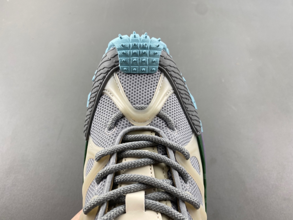 Moncler   Trail Grip GTX”
