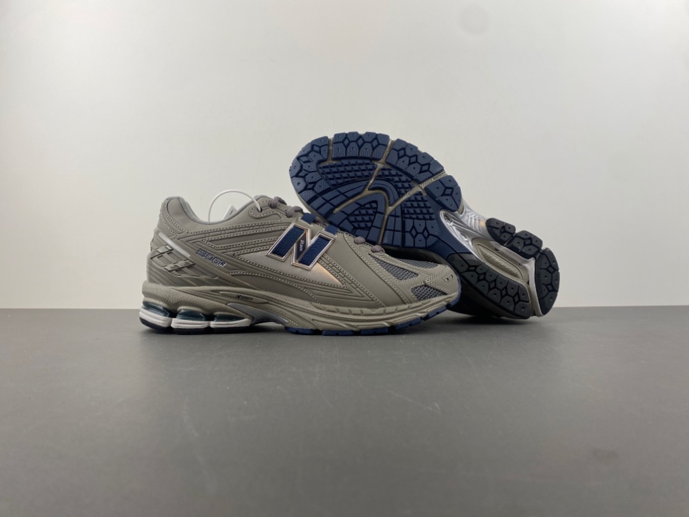 New Balance 1906  M1906RB