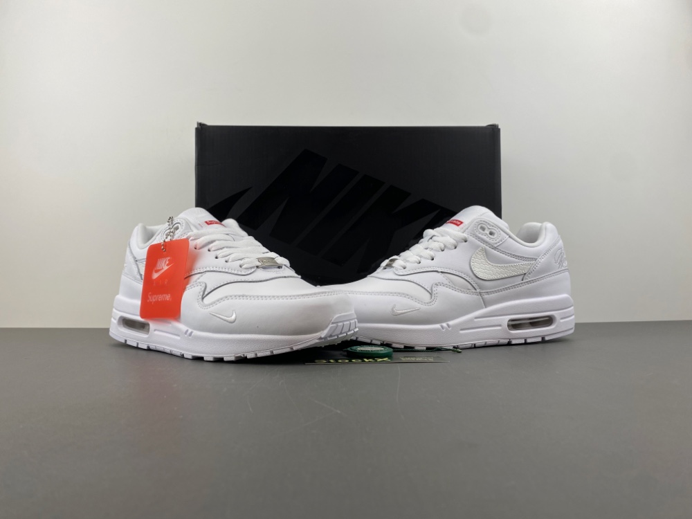 Supreme x Nike Air Max 1 ''87  HF8813-100