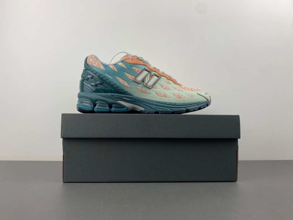 New Balance 1906  U1906WFB