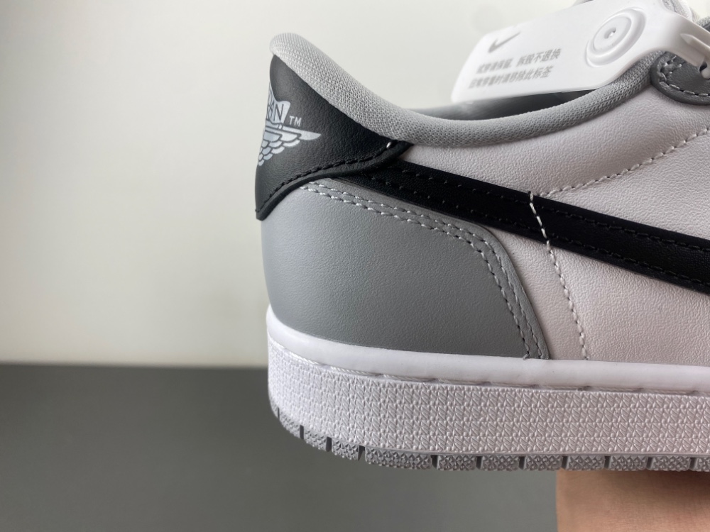 Air Jordan 1 Low OG “Barons”  CZ0790-110