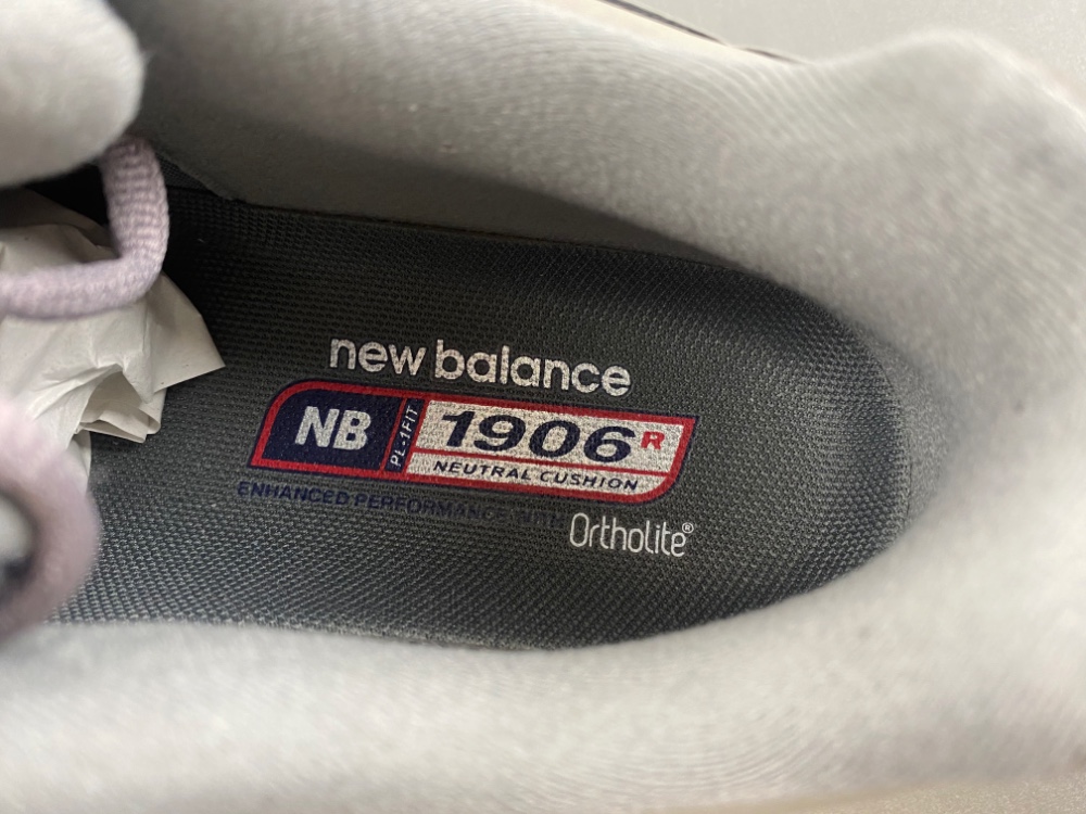 New Balance 1906  M1906RB