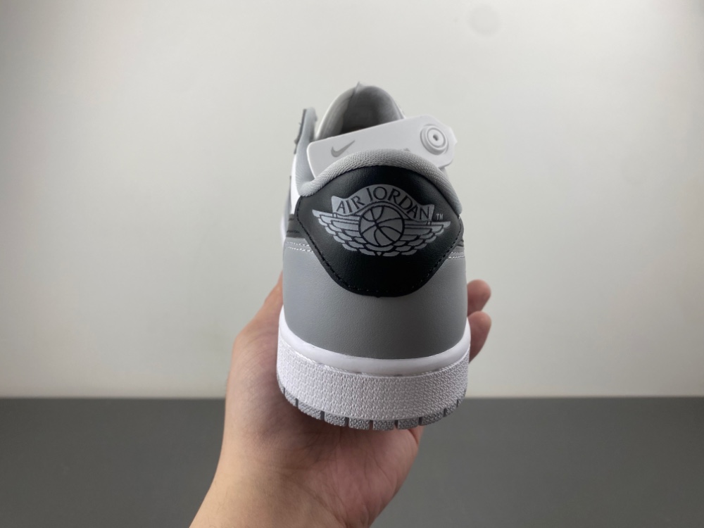 Air Jordan 1 Low OG “Barons”  CZ0790-110