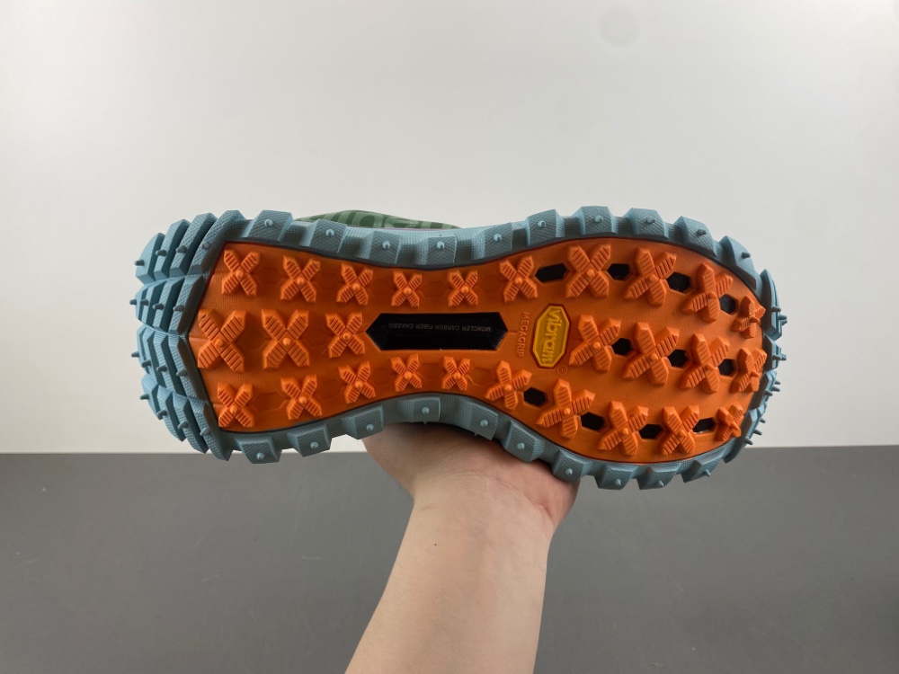 Moncler   Trail Grip GTX”