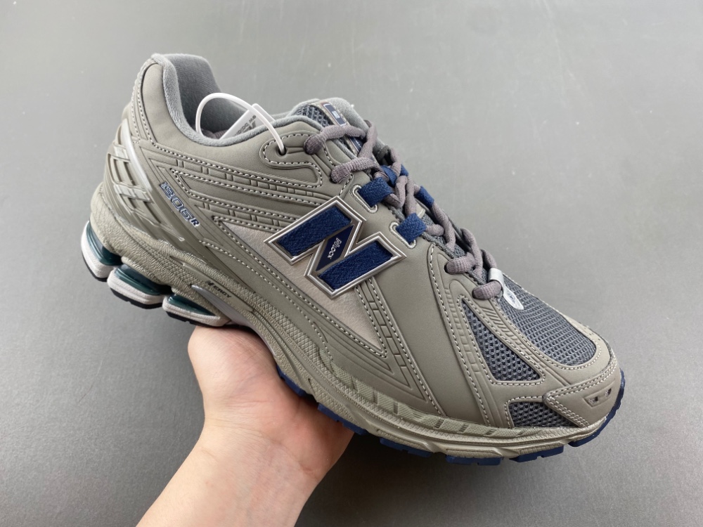New Balance 1906  M1906RB