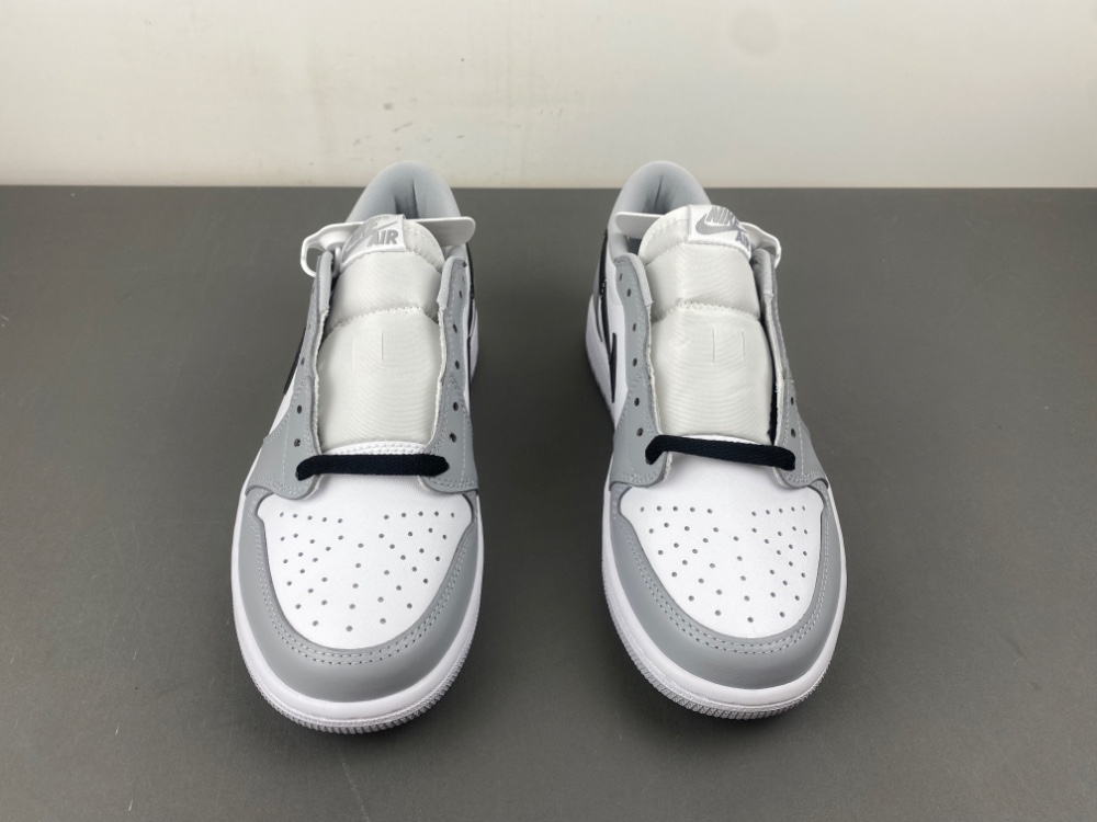 Air Jordan 1 Low OG “Barons”  CZ0790-110