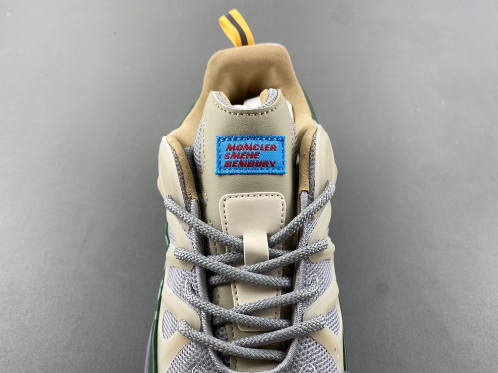 Moncler   Trail Grip GTX”