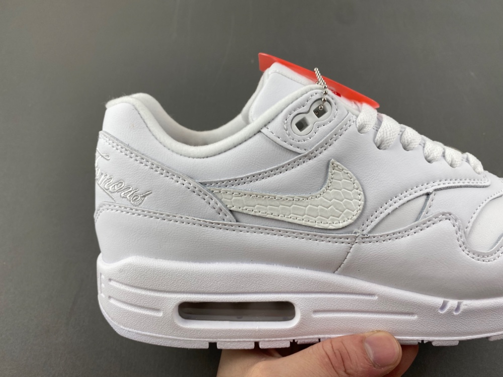 Supreme x Nike Air Max 1 