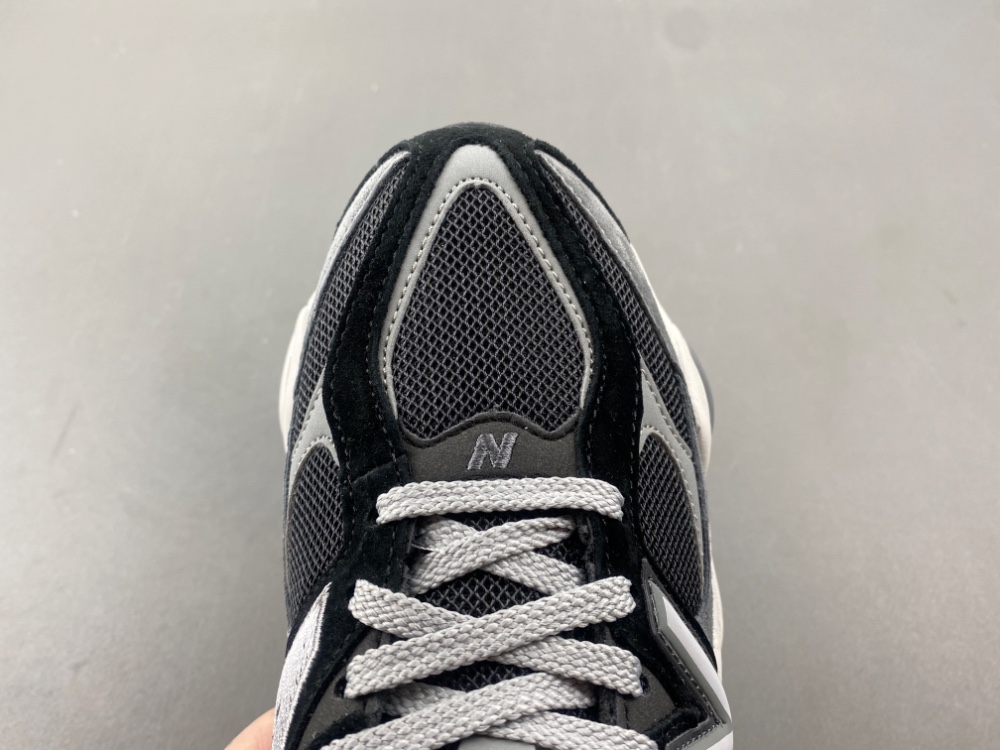 New Balance U9060ZGA 