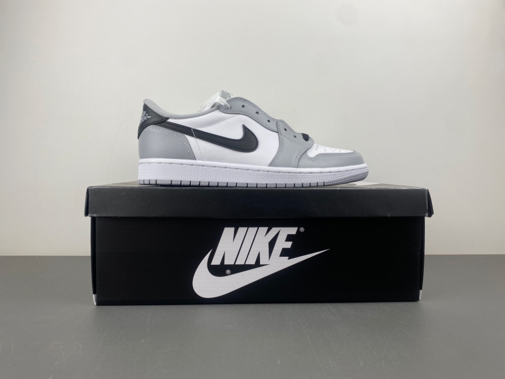 Air Jordan 1 Low OG “Barons”  CZ0790-110