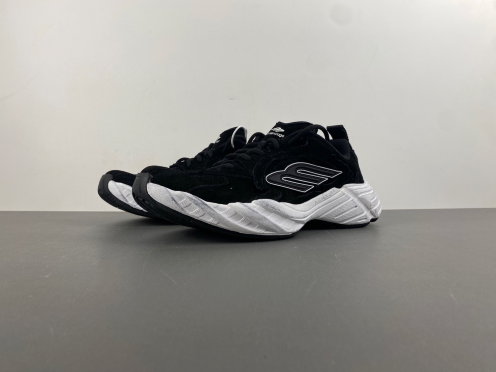 Balenciaga16 MONDAY  825418 WMNSS 1000