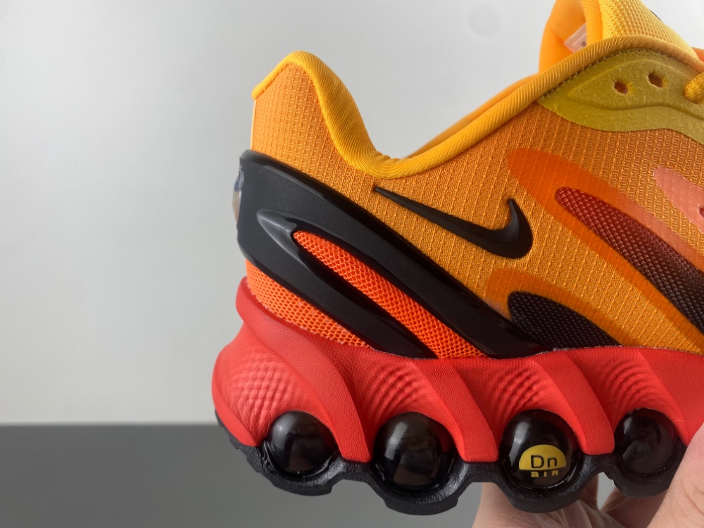 Nike Air Max DN 8  HF5509-002