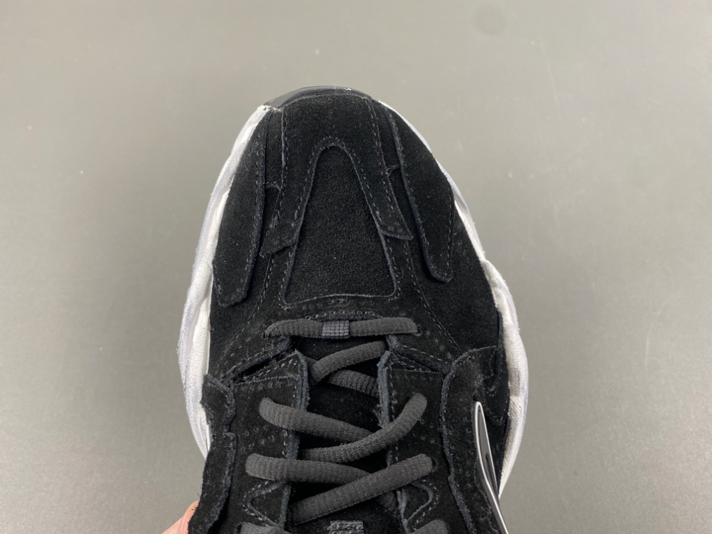 Balenciaga16 MONDAY  825418 WMNSS 1000