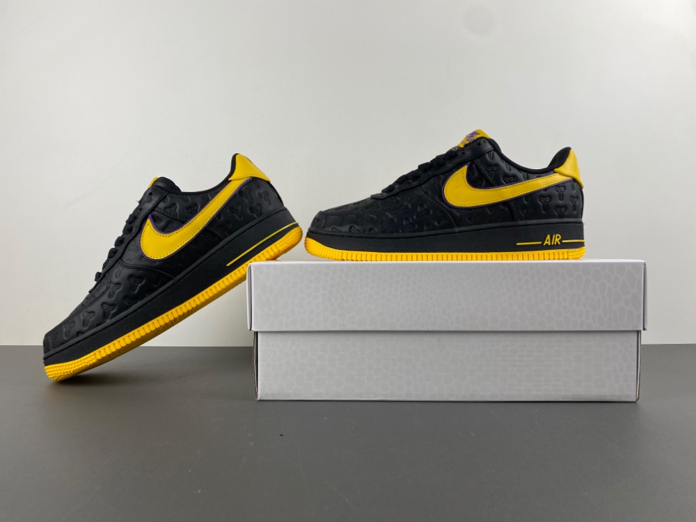 Kobe x Nike Air Force 1 Low  Kobe x AF1 HV5122-001