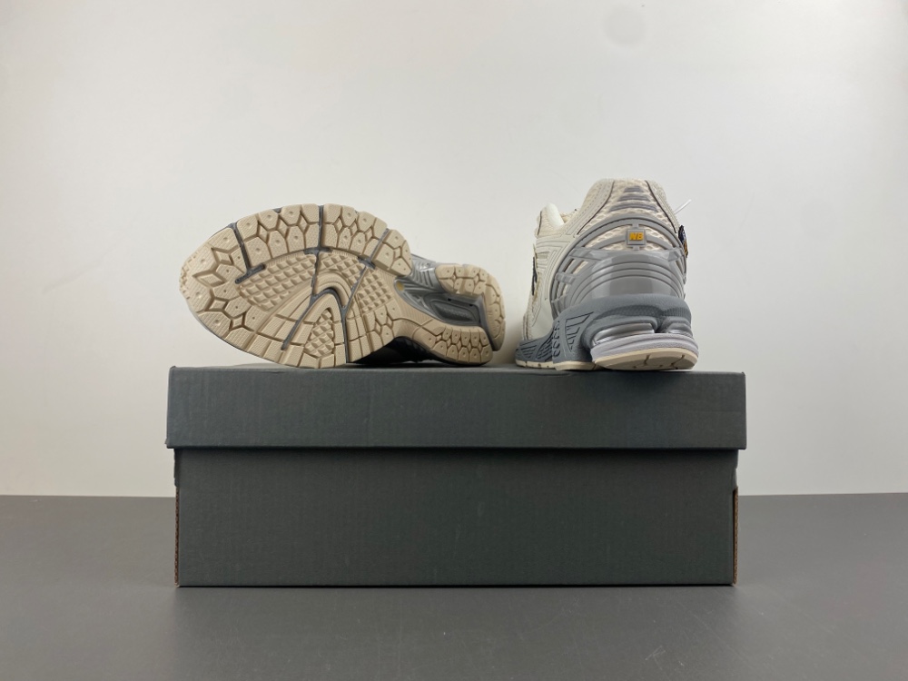 New Balance 1906 “Inkwell  U1906