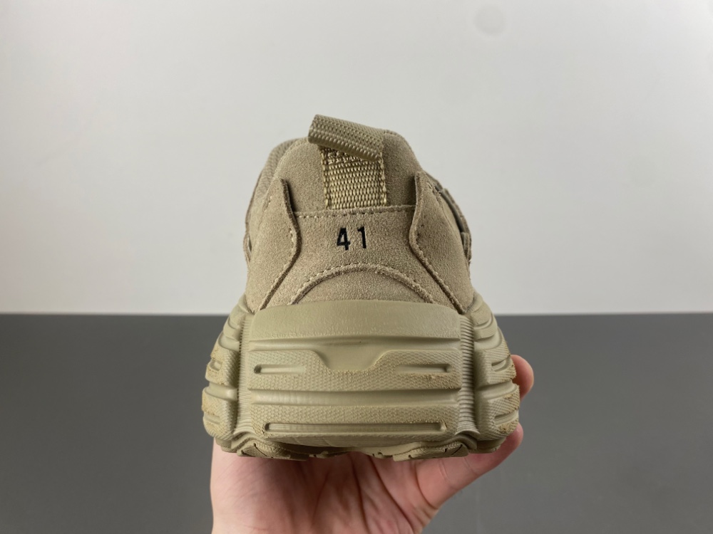 Balenciaga16 MONDAY  825418 WMNSS 9090