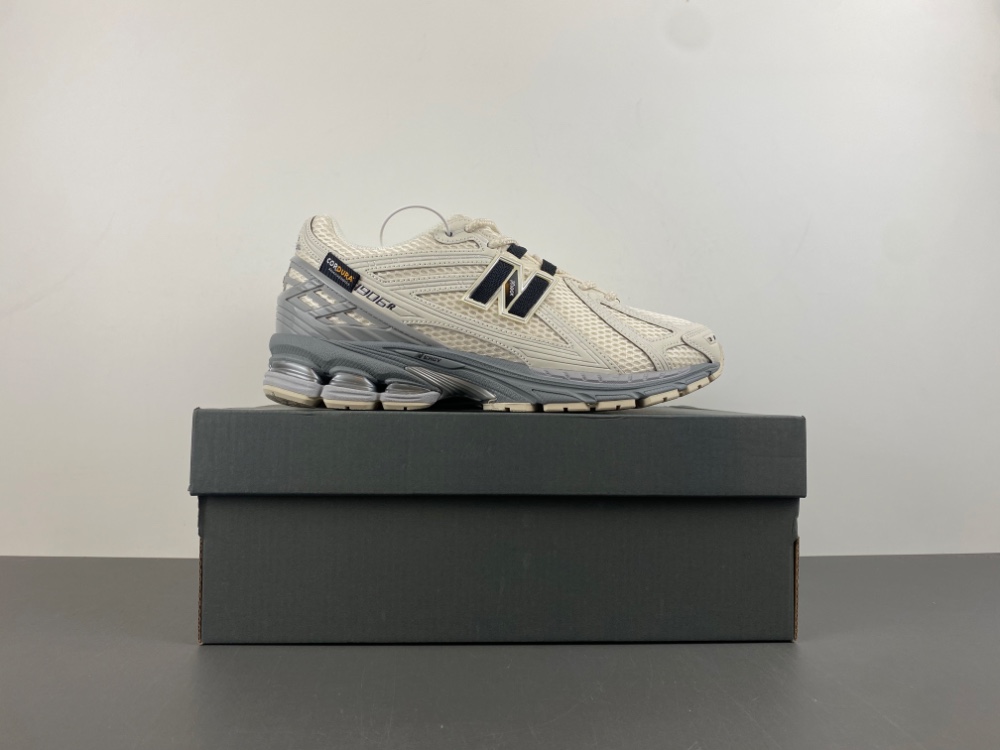 New Balance 1906 “Inkwell  U1906