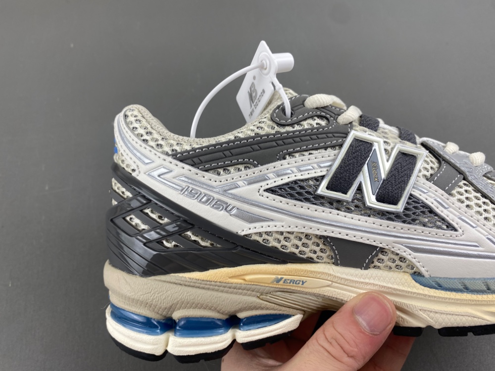 New Balance 1906 “Inkwell  U1906