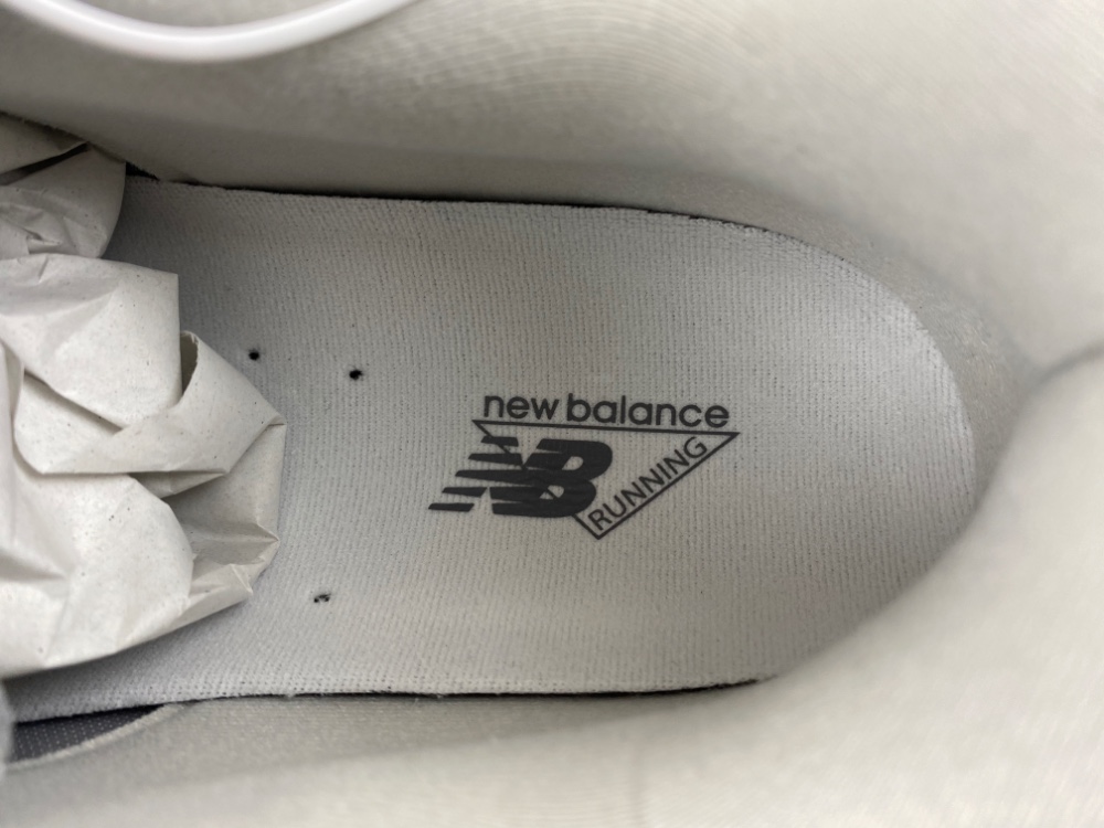 new balance NB 2002  ML2002R0