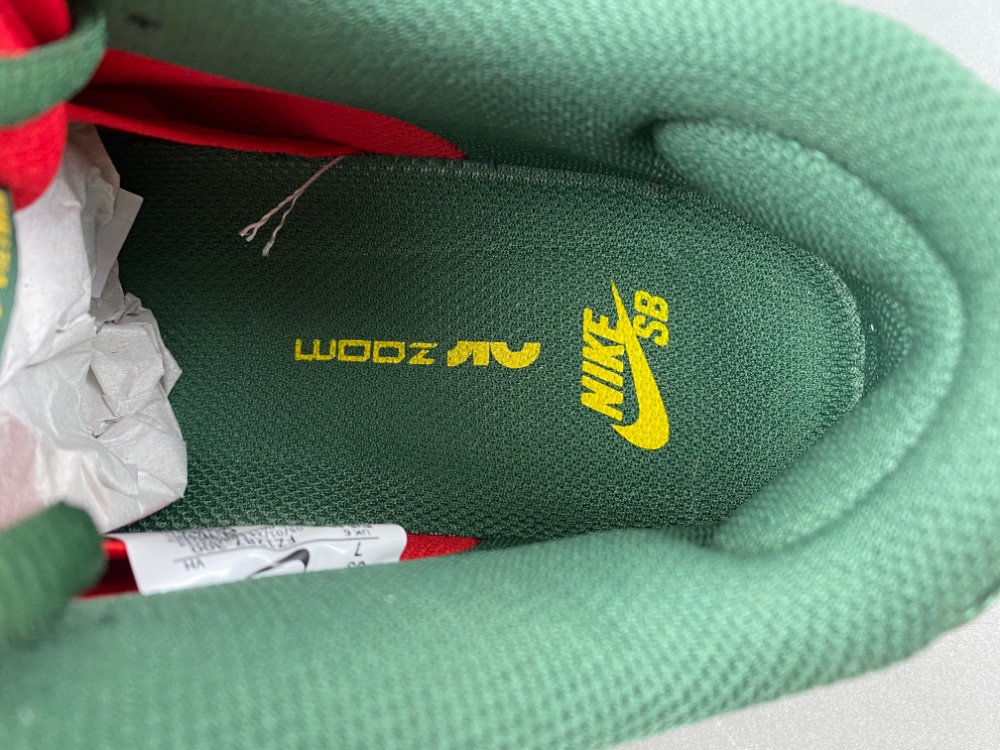 Nike SB Dunk Low PRM “Seattle Supersonics”  FZ1287-300