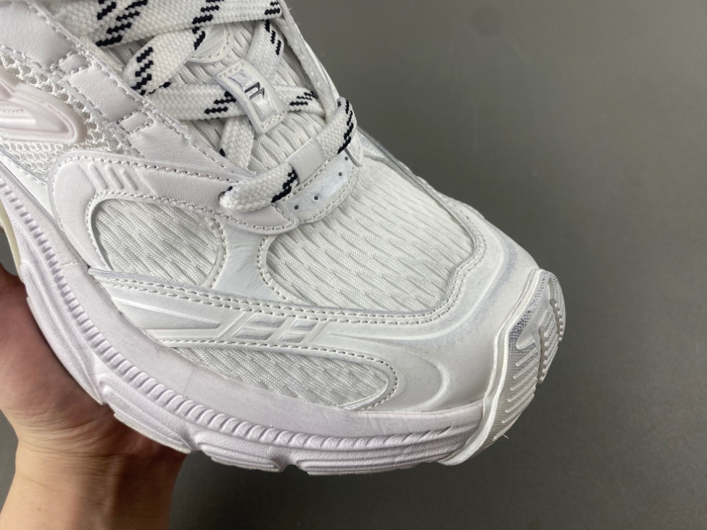 Balenciaga 911 815859 W2MV2 9000