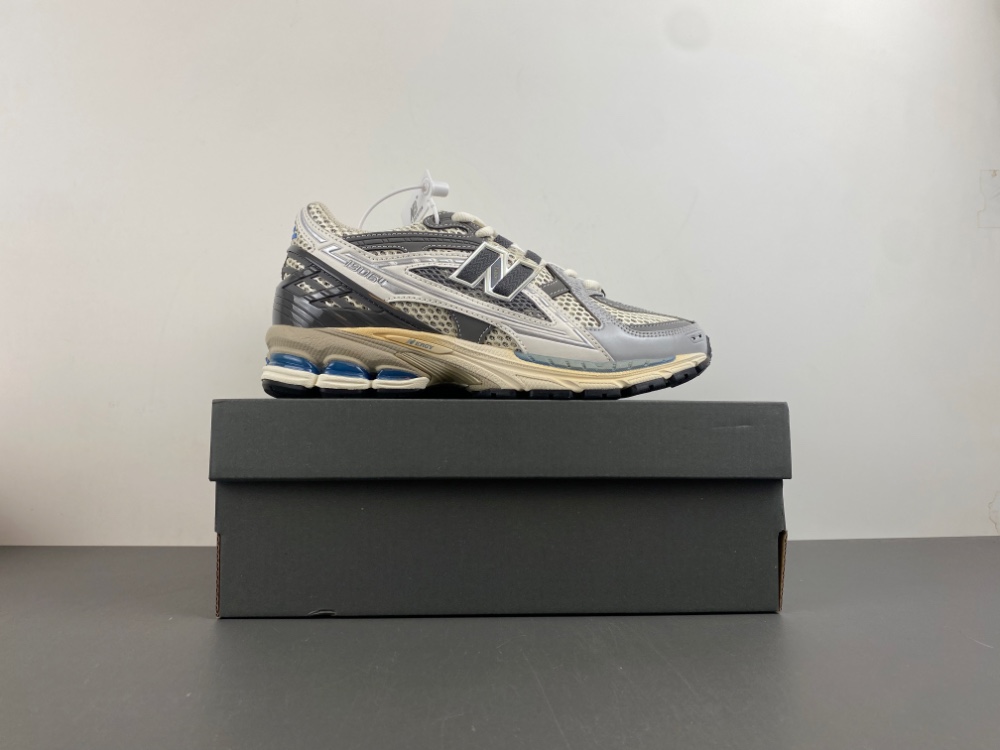 New Balance 1906 “Inkwell  U1906