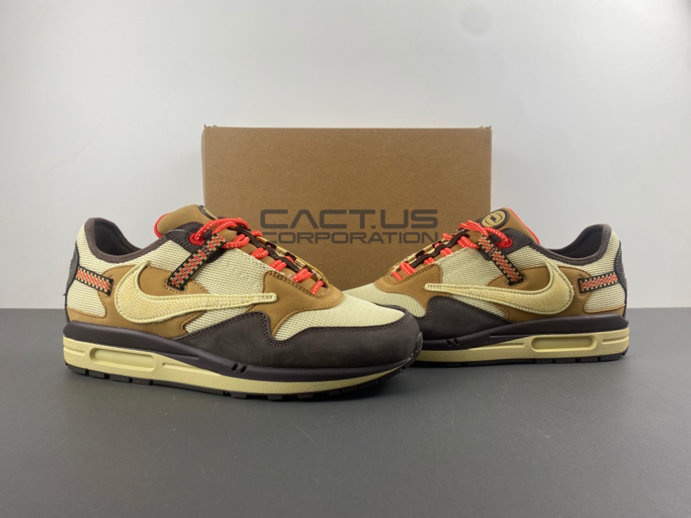 Nike Max1 ts  Travis Scott x MAX1  do9392-200