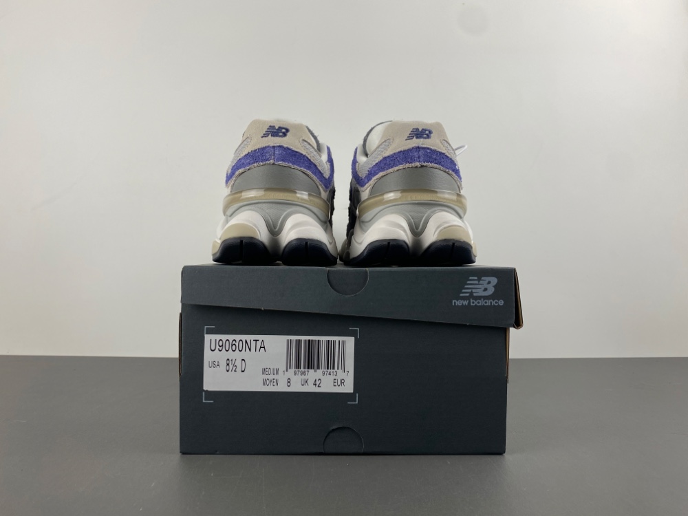 New Balance 9060 