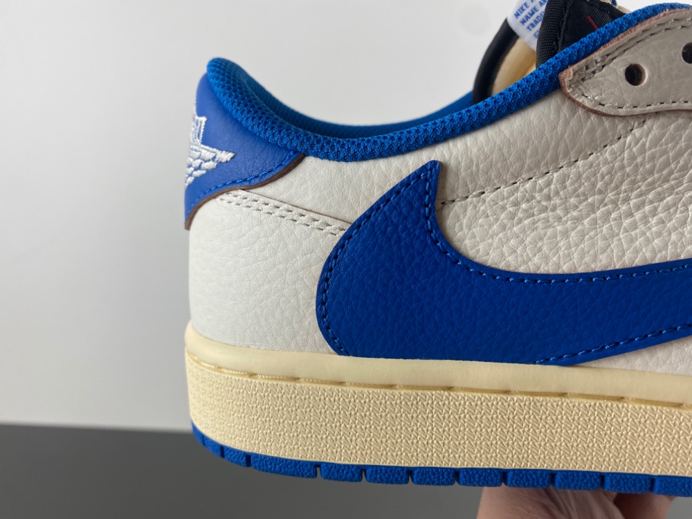 Travis Scott x Fragment x Air Jordan 1 Low OG 2.0 DM7866-104