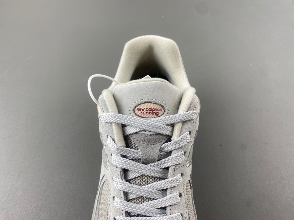 new balance NB 2002 U2002REE
